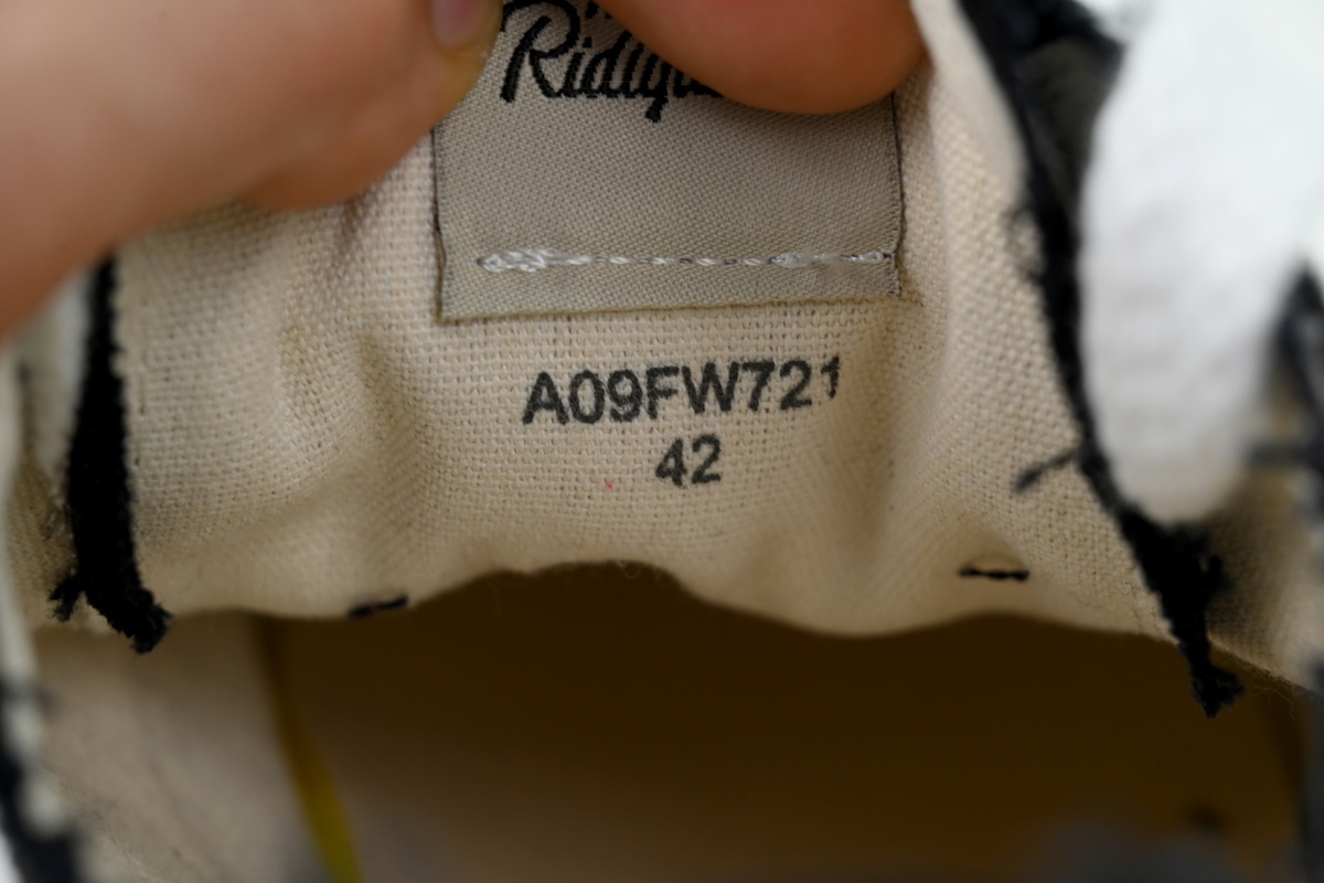 Mihara Yasuhiro Grey NO.717