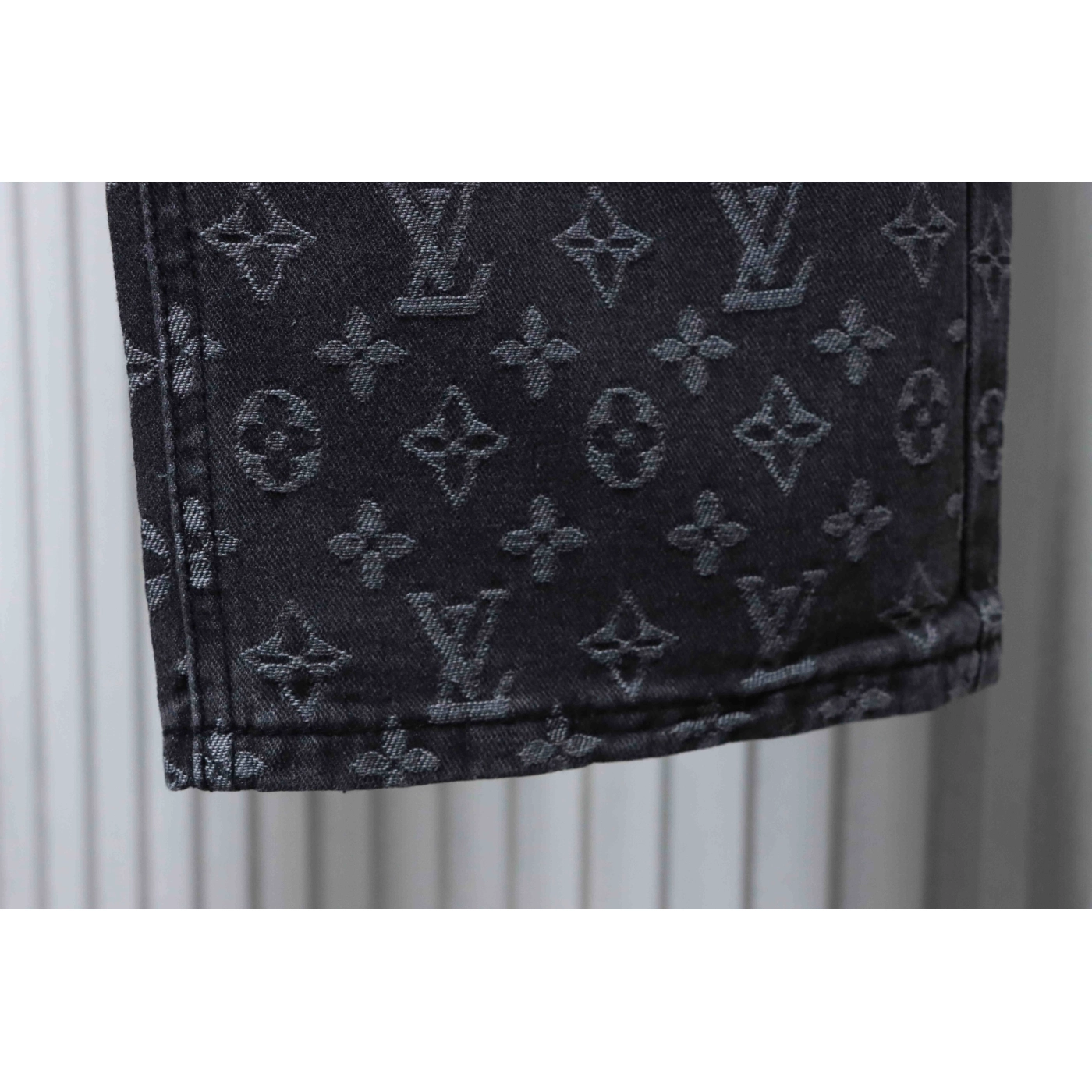 Louis Vuitton All-over Print Distressed Jeans Black