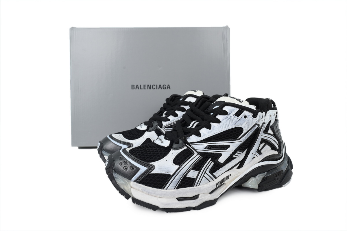 Balenciaga Runner White Black LED 677403 W3RB2 9010