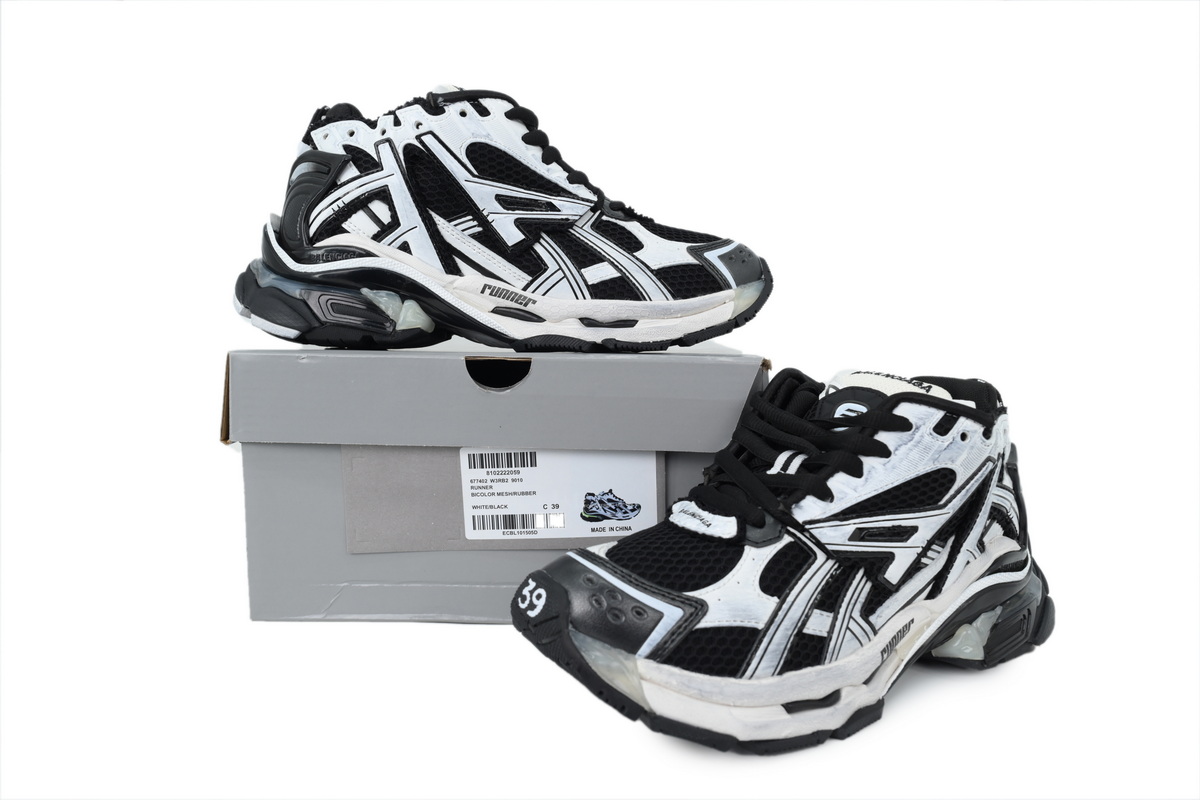 Balenciaga Runner White Black LED 677403 W3RB2 9010