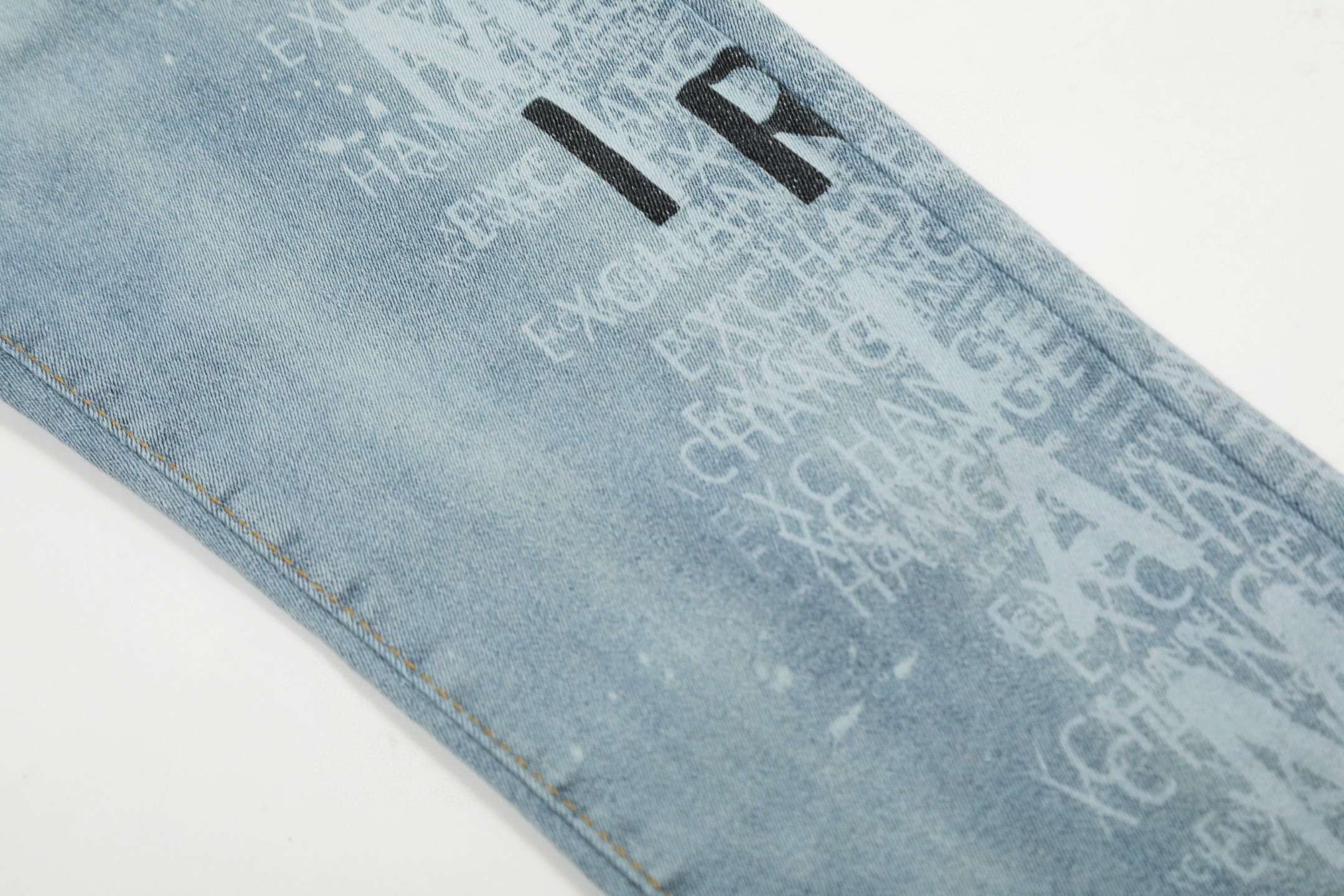 Amiri Jeans TT0089