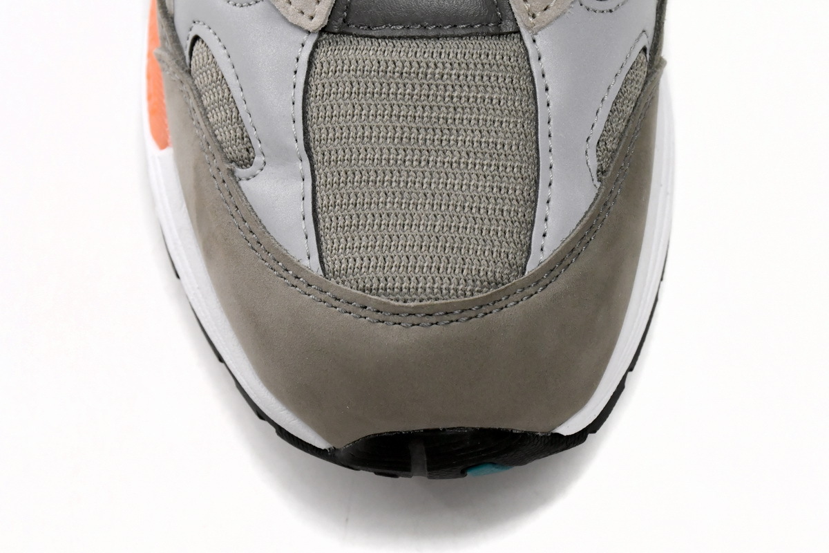 New Balance 992 WTAPS M992WT