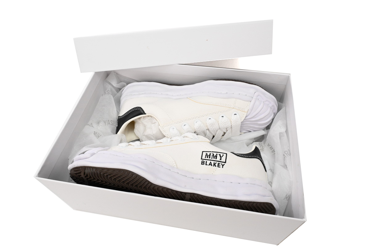 MAISON MIHARA YASUHIRO White And All White And Black Tail NO.763