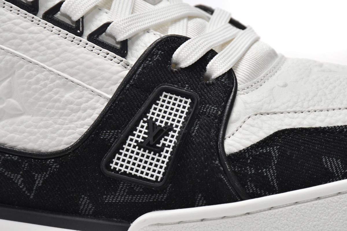 Louis Vuitton Trainer White Black VL1202