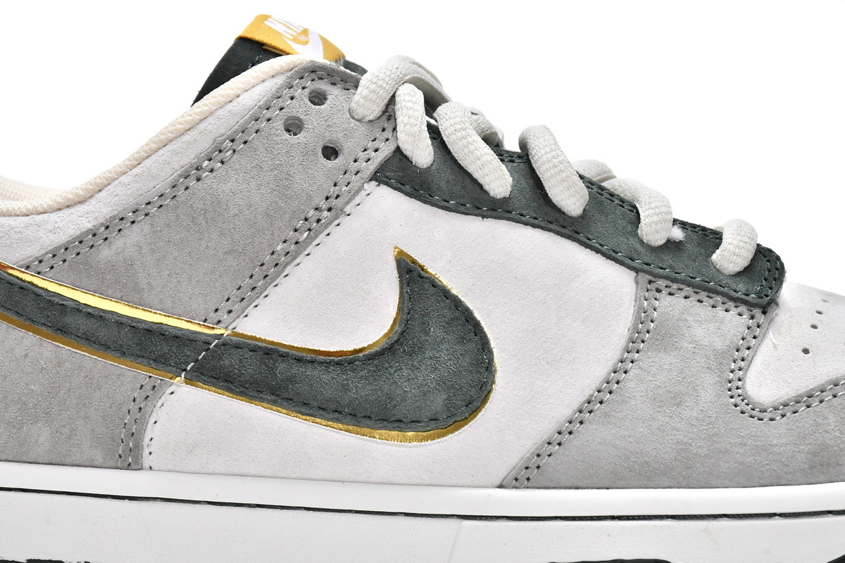 Otomo Katsuhiro x Nike SB Dunk Low Steamboy OST LF0039-011