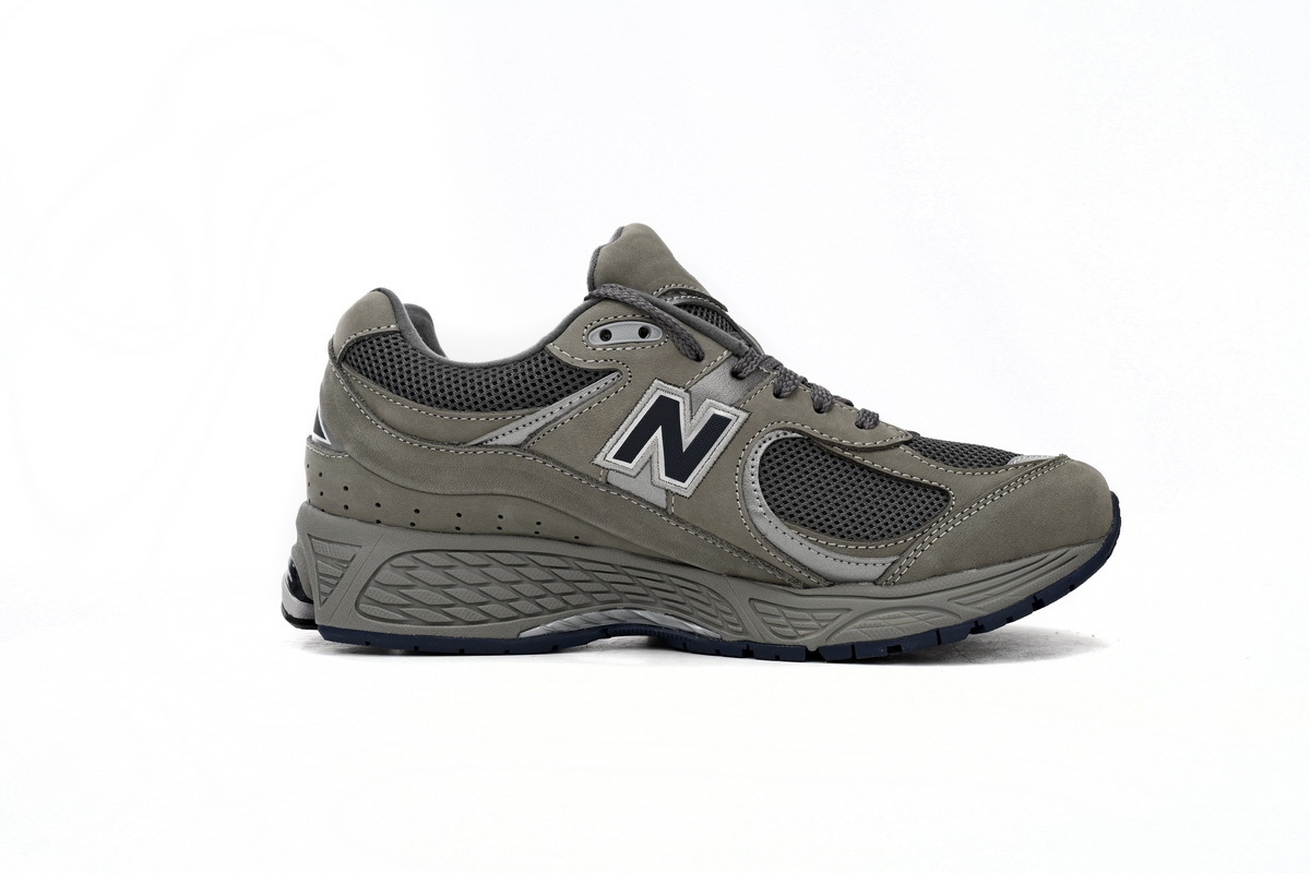 New Balance 2002R Light Grey M2002RA