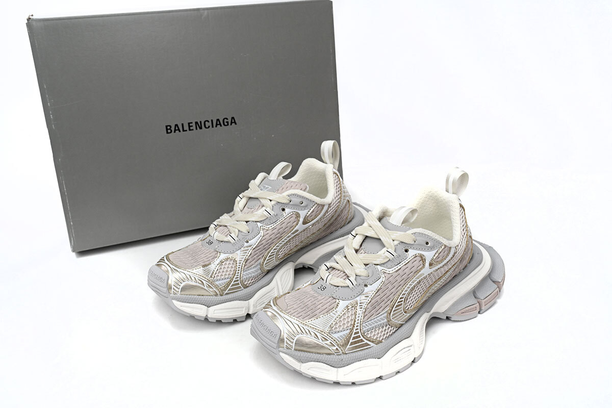 Balenciaga 3XL Sneaker in OFF White 734734 W3XL4 9191
