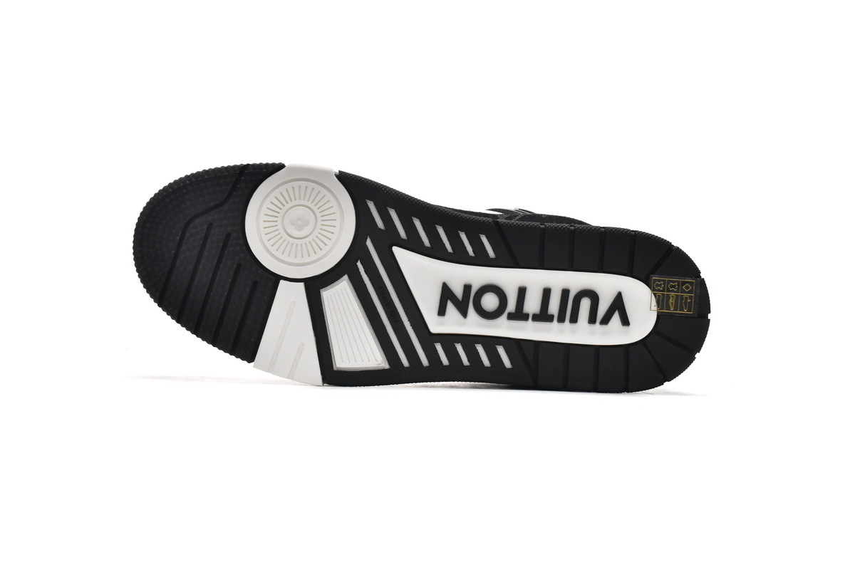 Louis Vuitton Trainer White Black VL1202