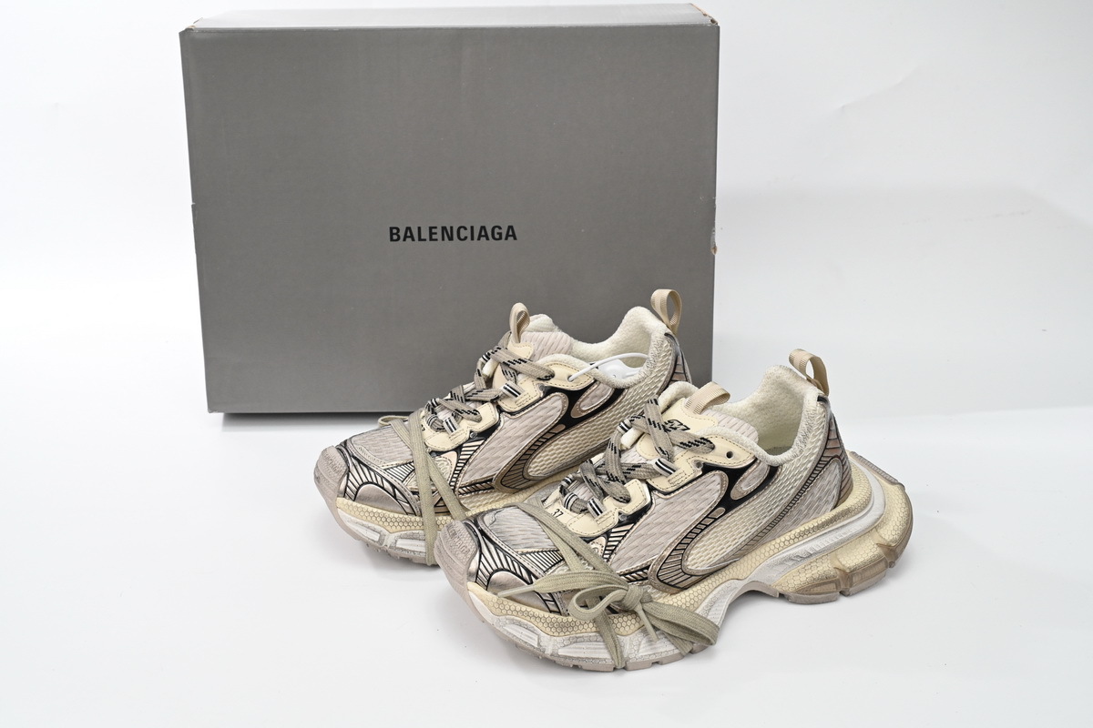 Balenciaga 3XL Sneaker in Black Gray White Gold 734734 W3XL6 0185