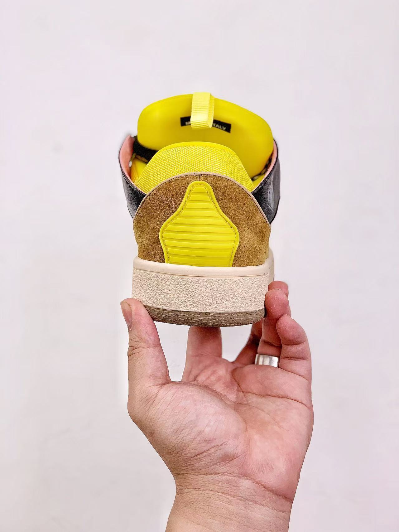 Lanvin Leather Curb Black Yellow