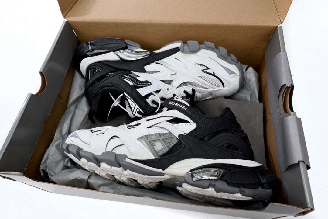 Balenciaga Track 2 Sneaker Black And White 568614 W2GN3 1090