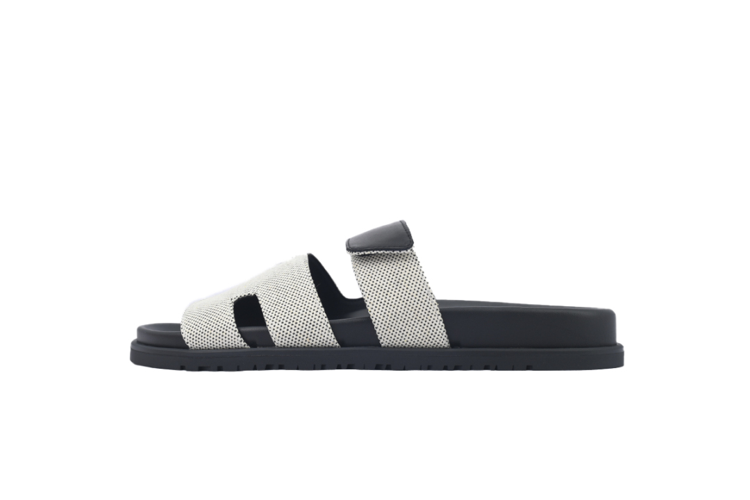 Hermes Chypre Sandal Prunoir Canvas
