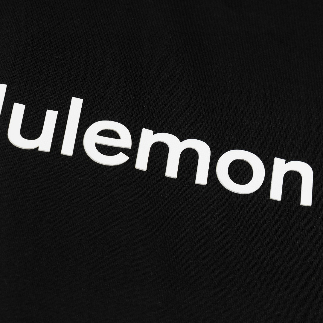 Lulu Letter Logo Laminated Three-dimensional T-shirt