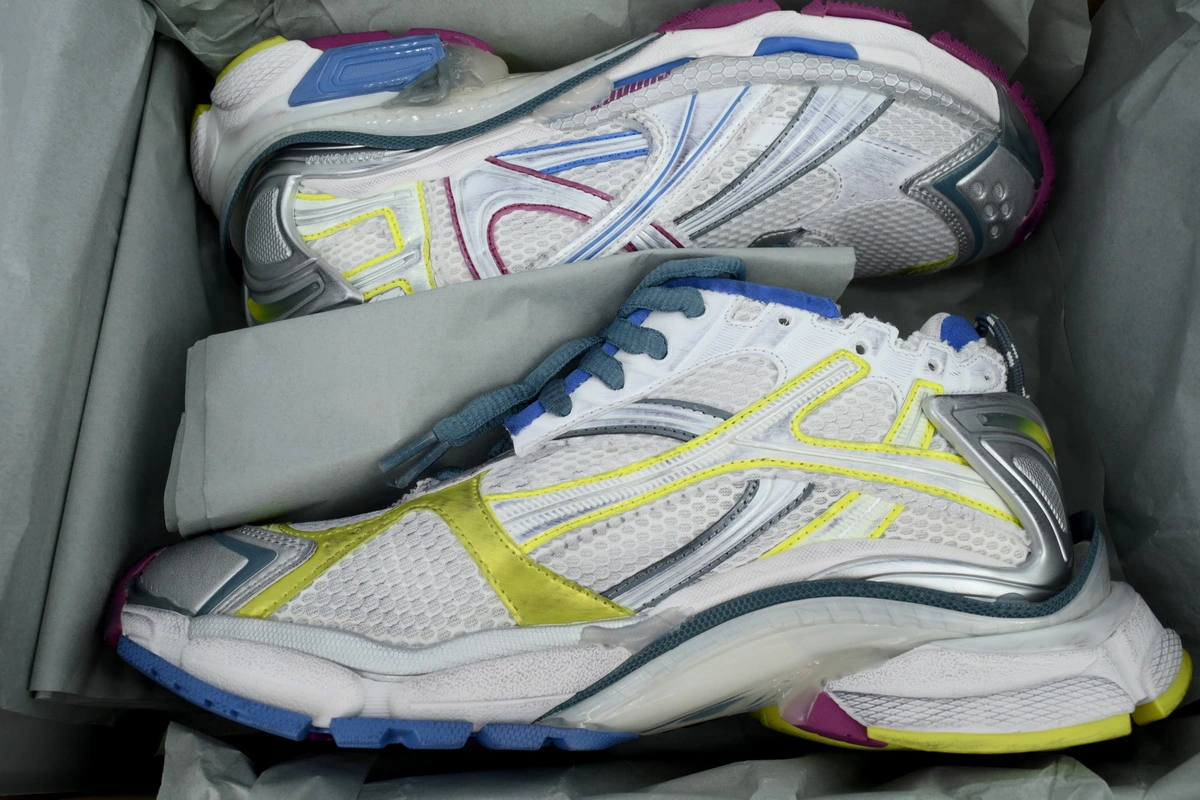 Balenciaga Runner Sneaker White Purple Blue 772767 W3RMU 9547