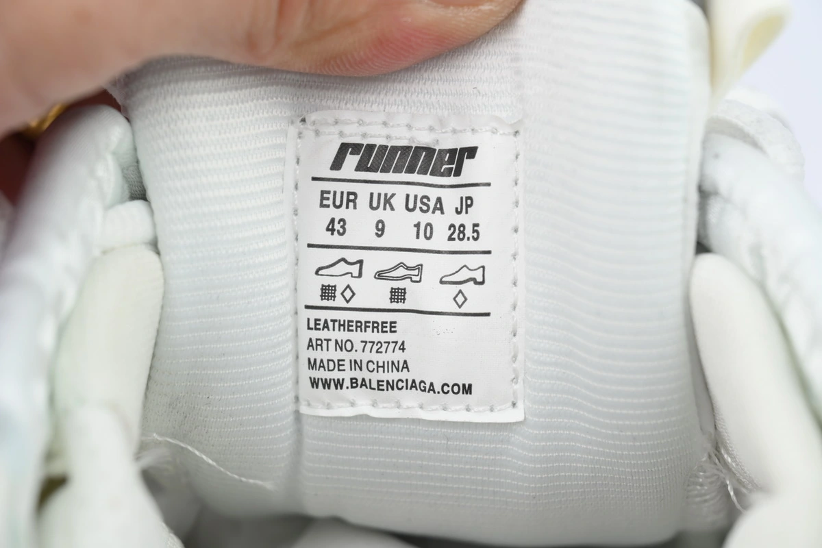 Balenciaga Runner Sneaker Grey White Black 772774 W3RNY 9012