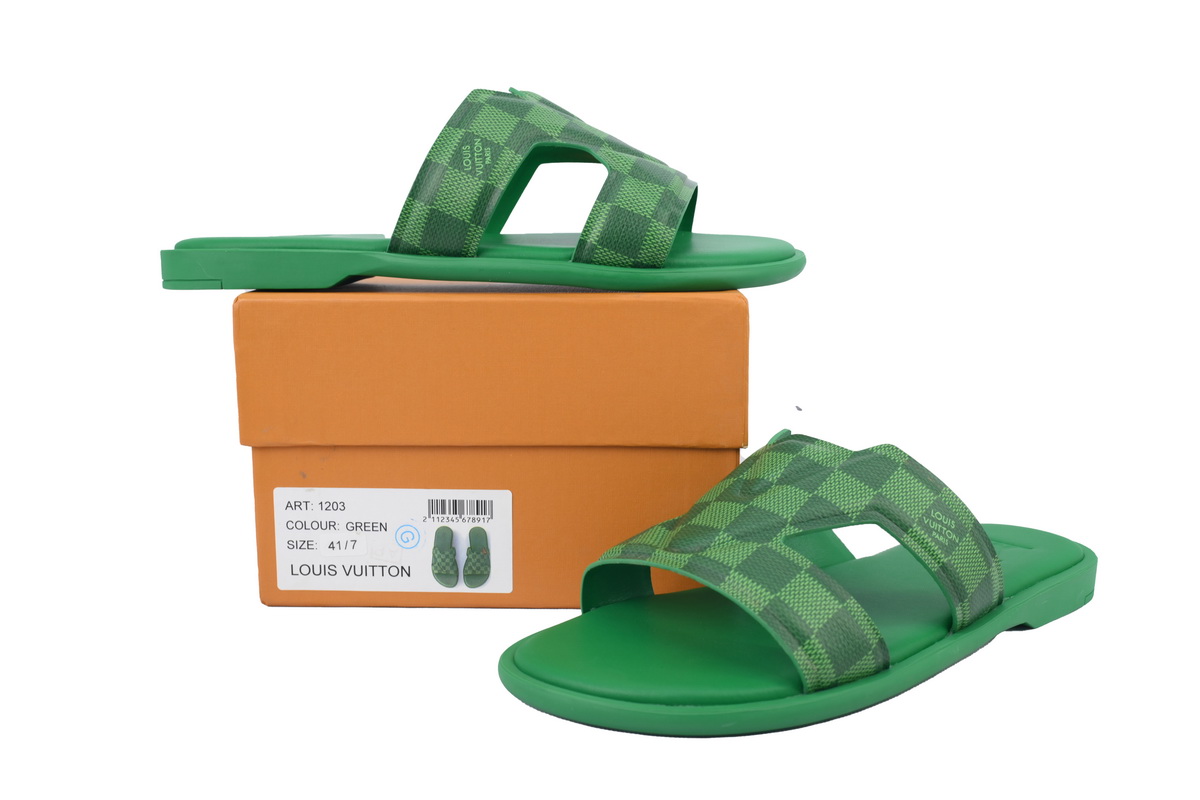 LOUIS VUITTON Oasis Green Grid