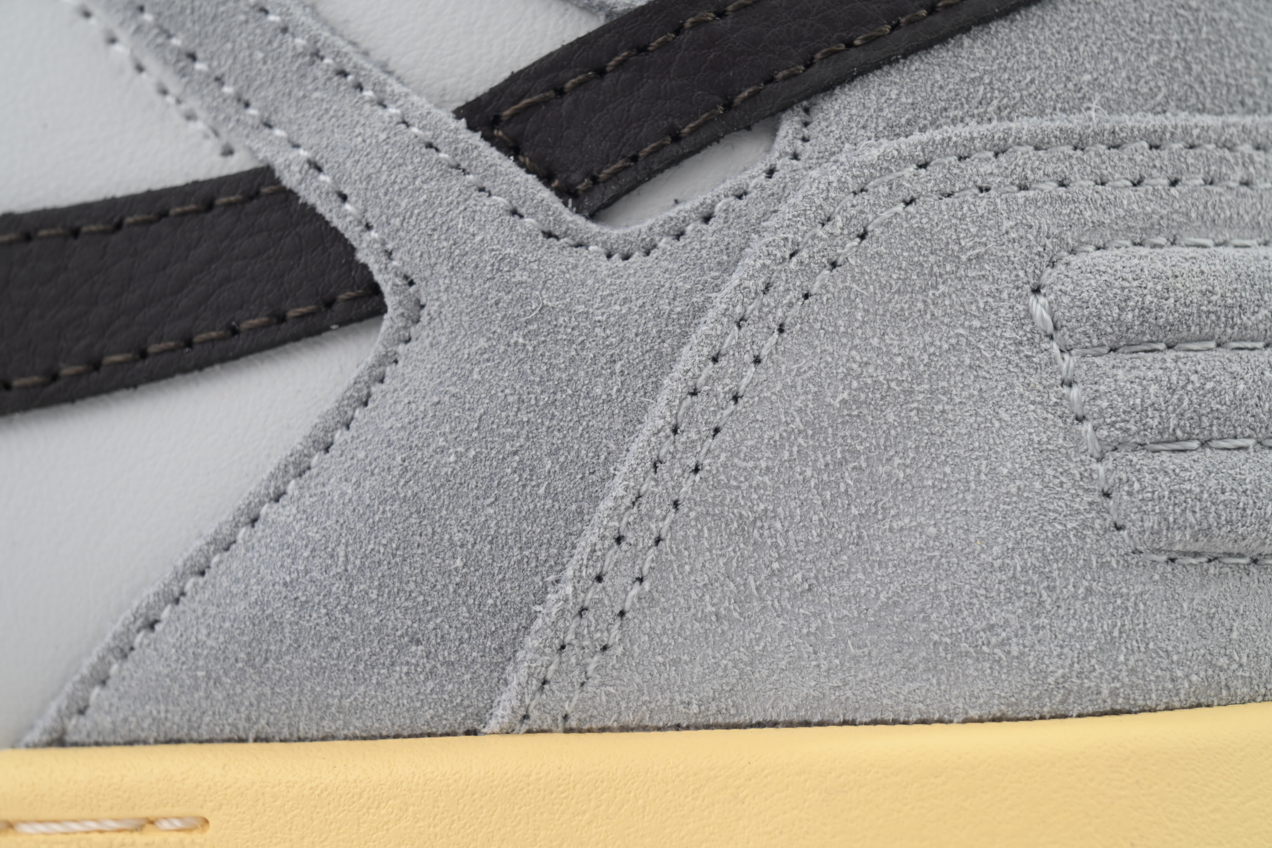 Off-White Out of Office Low Light Grey Anthracite OMIA189S 24LEA011 0511
