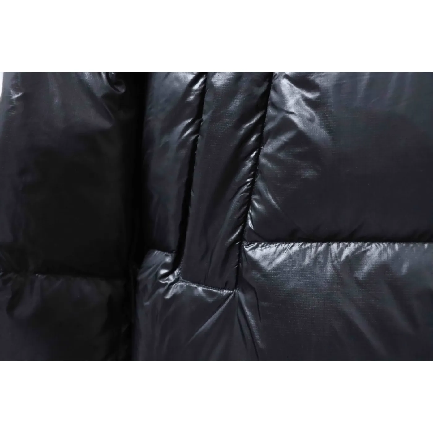 Canada Goose Crofton Slim-Fit Recycled Nylon-Ripstop Hooded Down Jacket Black