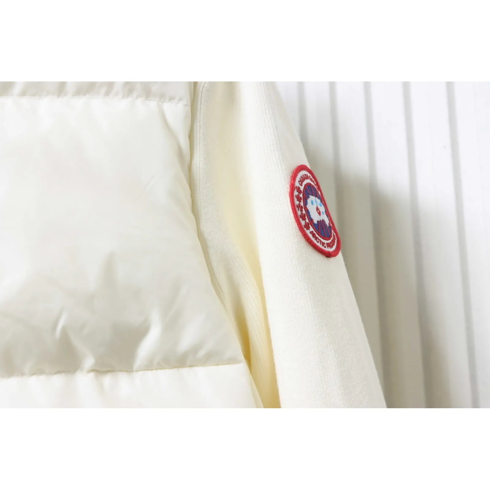Canada goose Plaid Hooded Knitted Jacket White