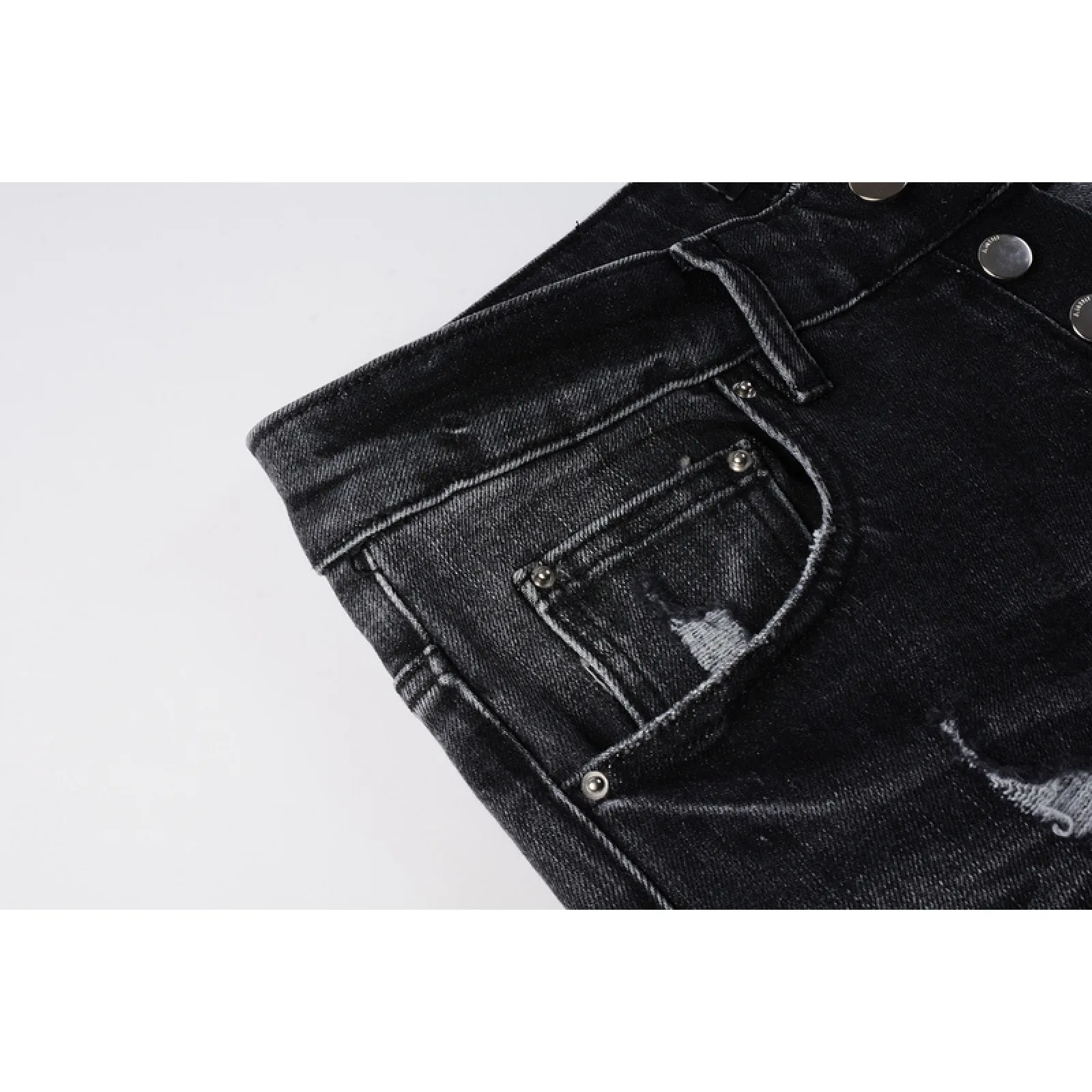 Amiri Jeans 8908