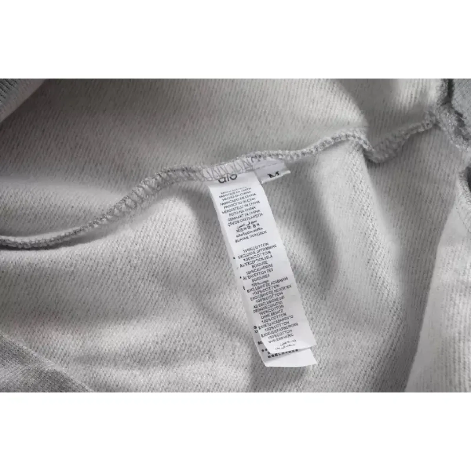 Alo Yoga Accolade 1/4 Zip Pullover Grey