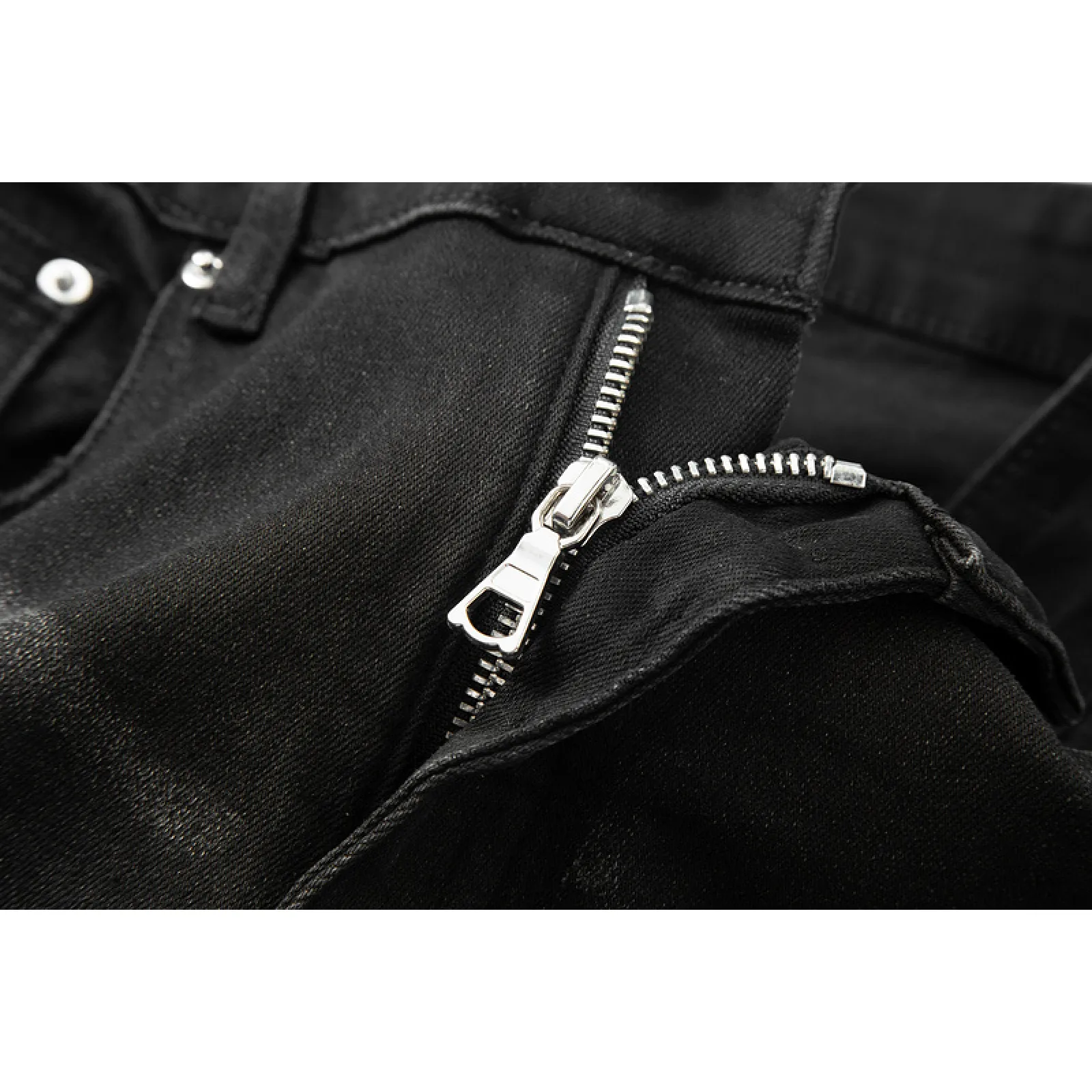 Amiri Jeans 8815