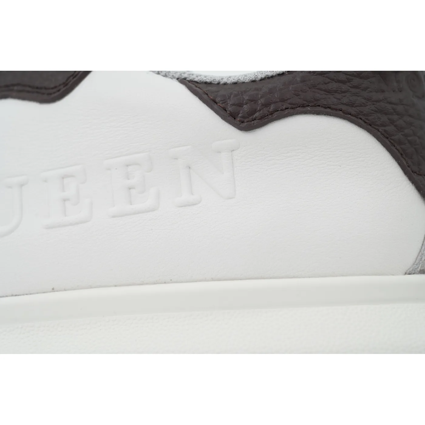 Alexander McQueen Sneaker Coffee Tail
