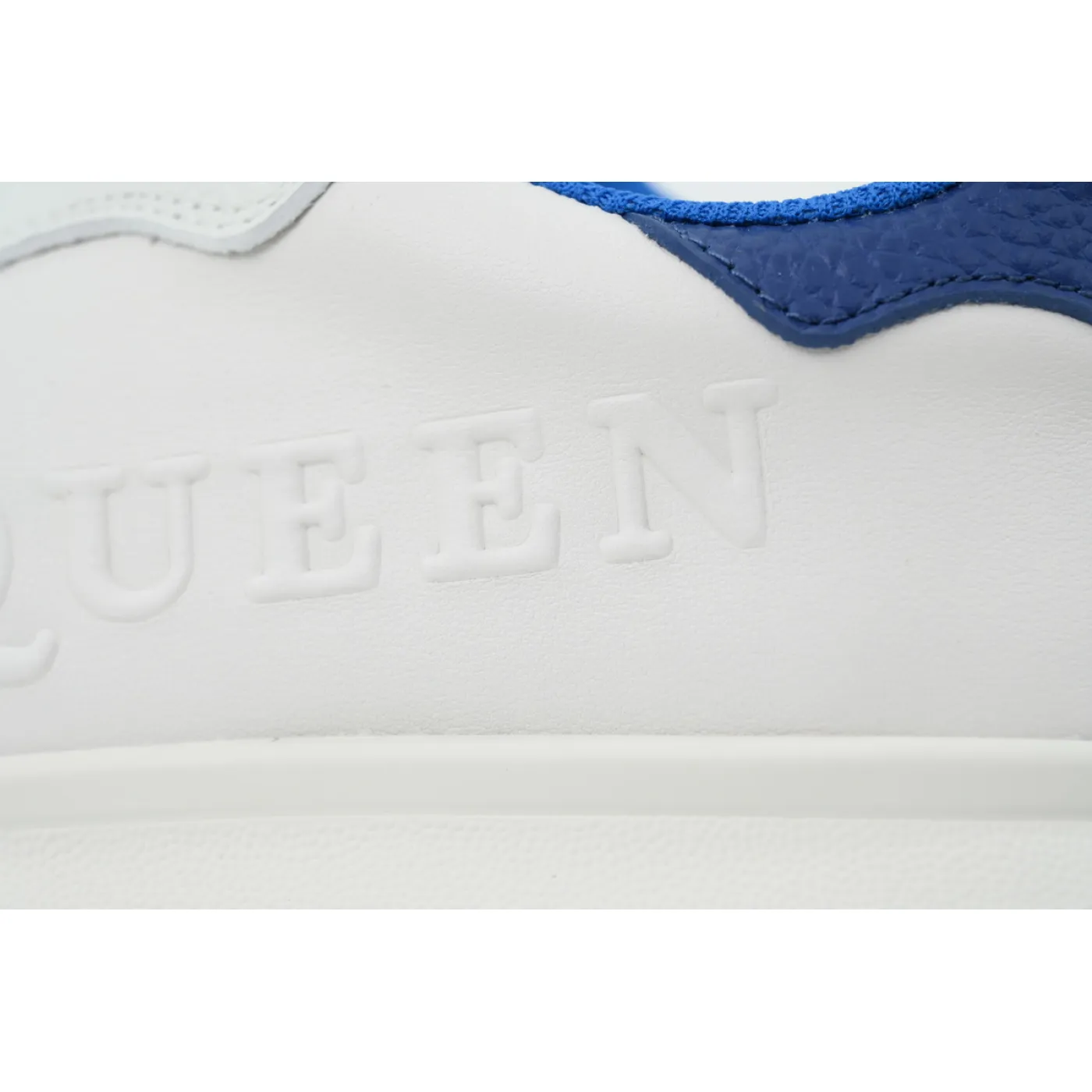 Alexander McQueen Sneaker Blue Tail