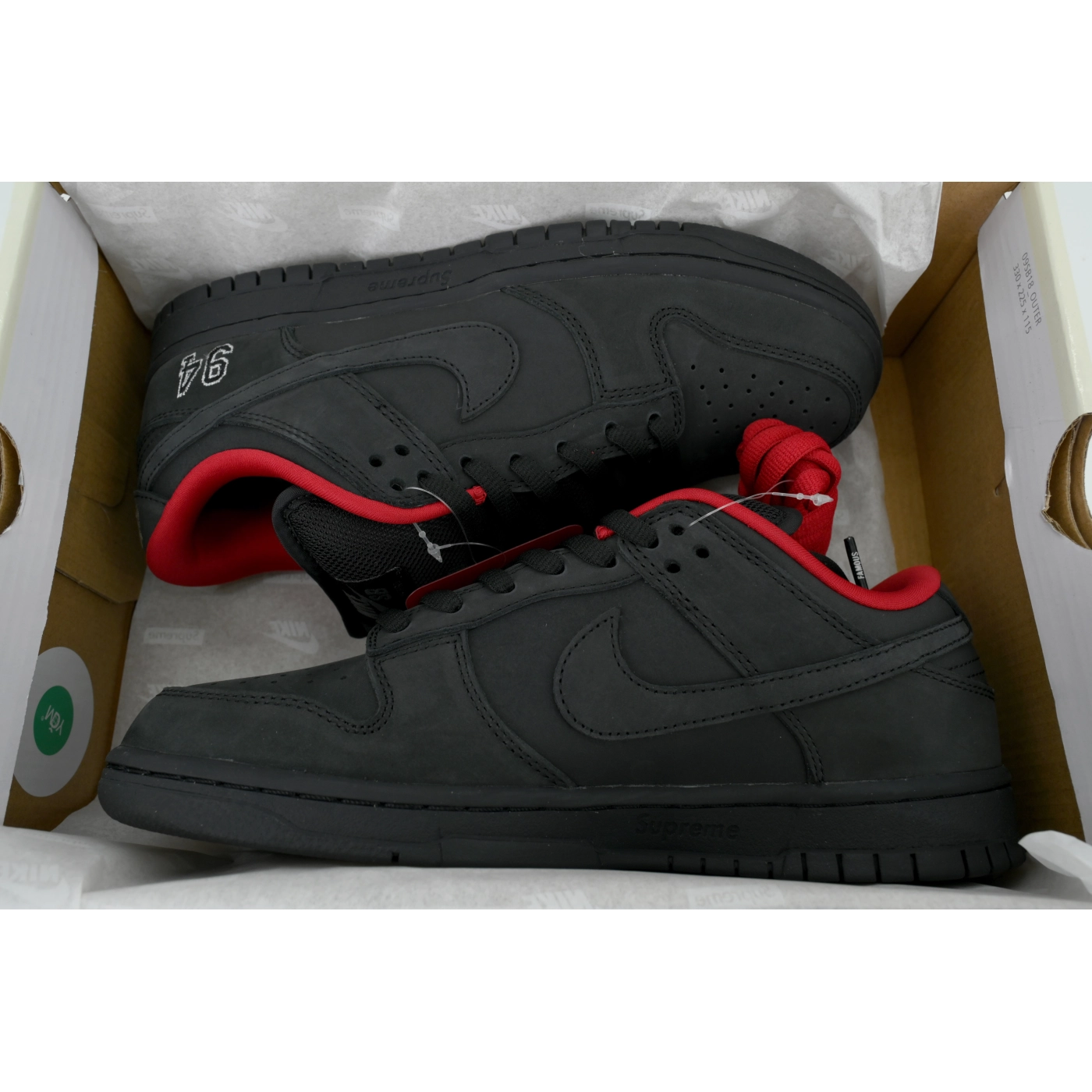 The Powerpuff Girls x Nike SB Dunk Low Black HQ8487-001